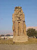 Memnon-Kolosse, rechte Statue