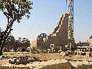 Karnak, Wiederaufbau eines Pylon